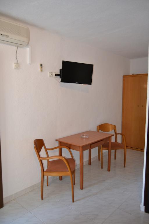 Apartamentos Isabel Пляж Миджорн Экстерьер фото